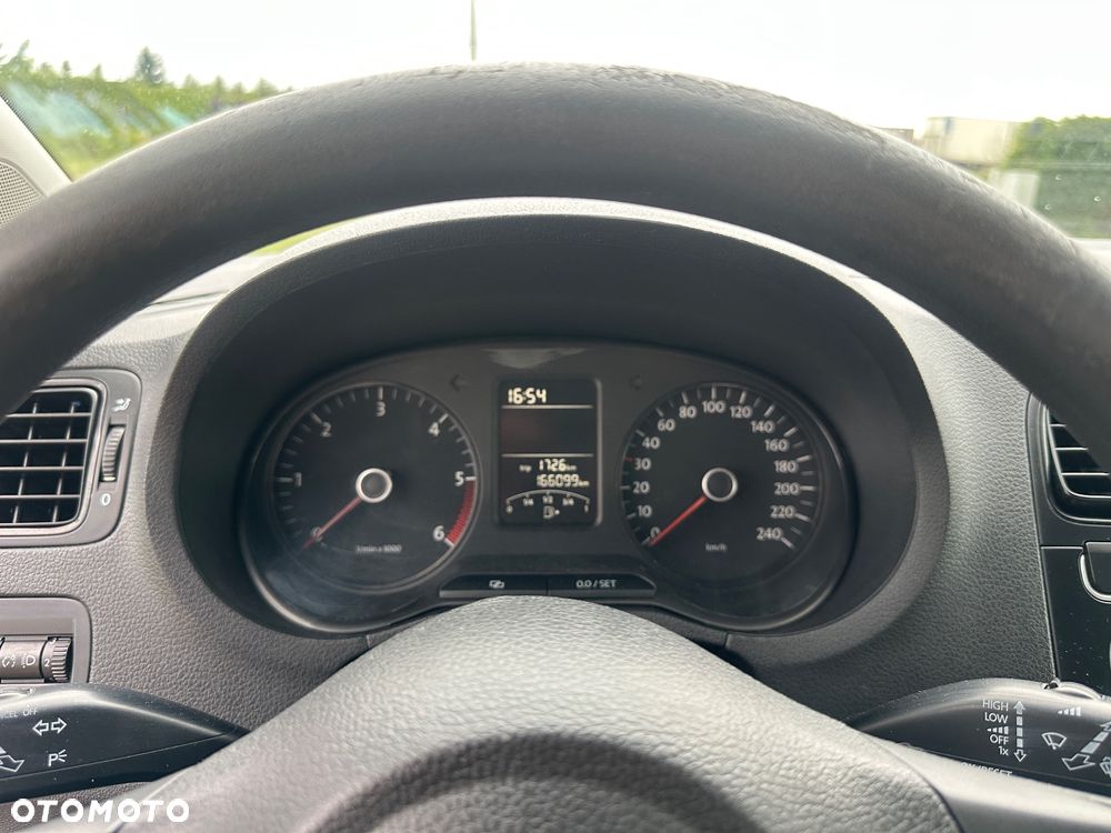 Volkswagen Polo - 16