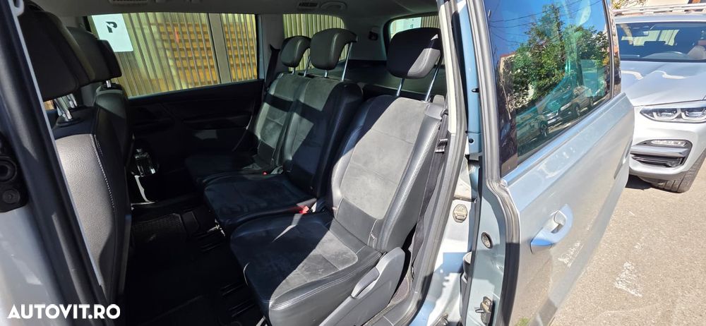 Volkswagen Sharan 2.0 TDI 4MOTION BlueMotion Technology Highline - 10