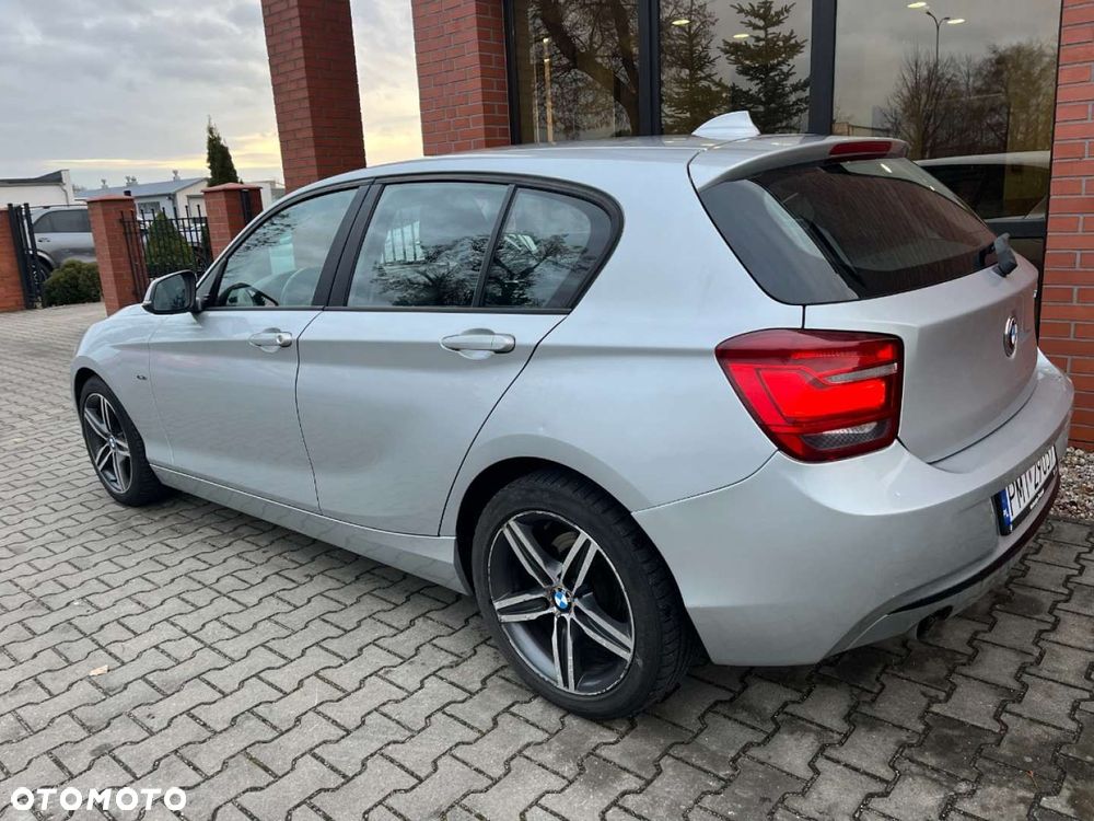 BMW Seria 1 116d Sport Line - 3