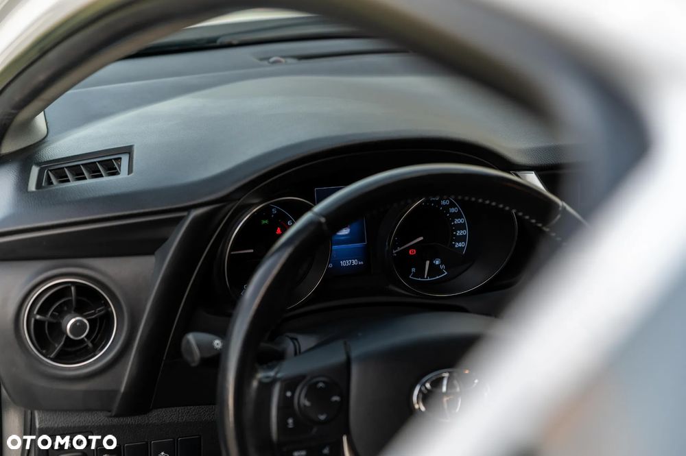 Toyota Auris 1.2 T Dynamic - 34