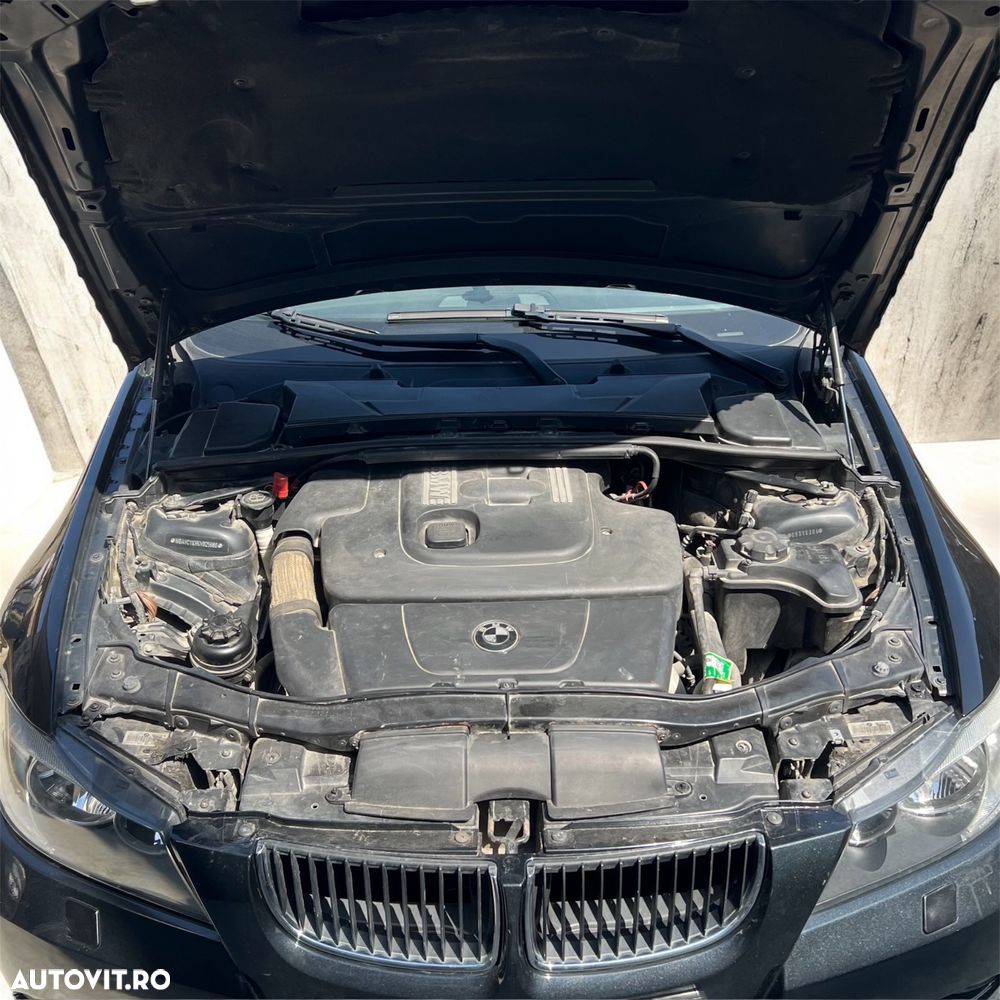 BMW Seria 3 318d - 13