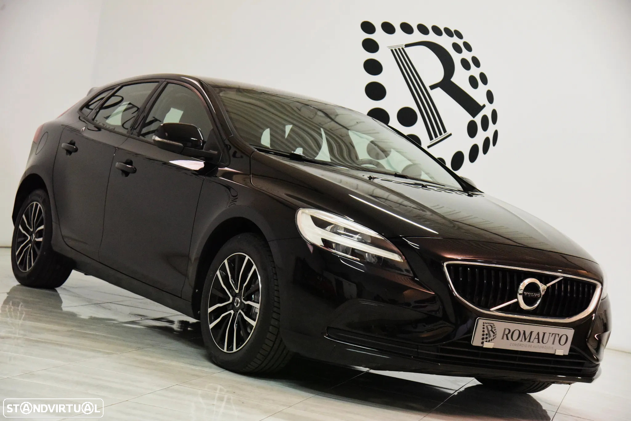 Volvo V40 2.0 D3 Momentum - 4