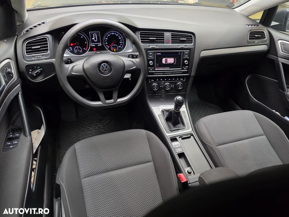 Volkswagen Golf 1.6 TDI Comfortline - 7