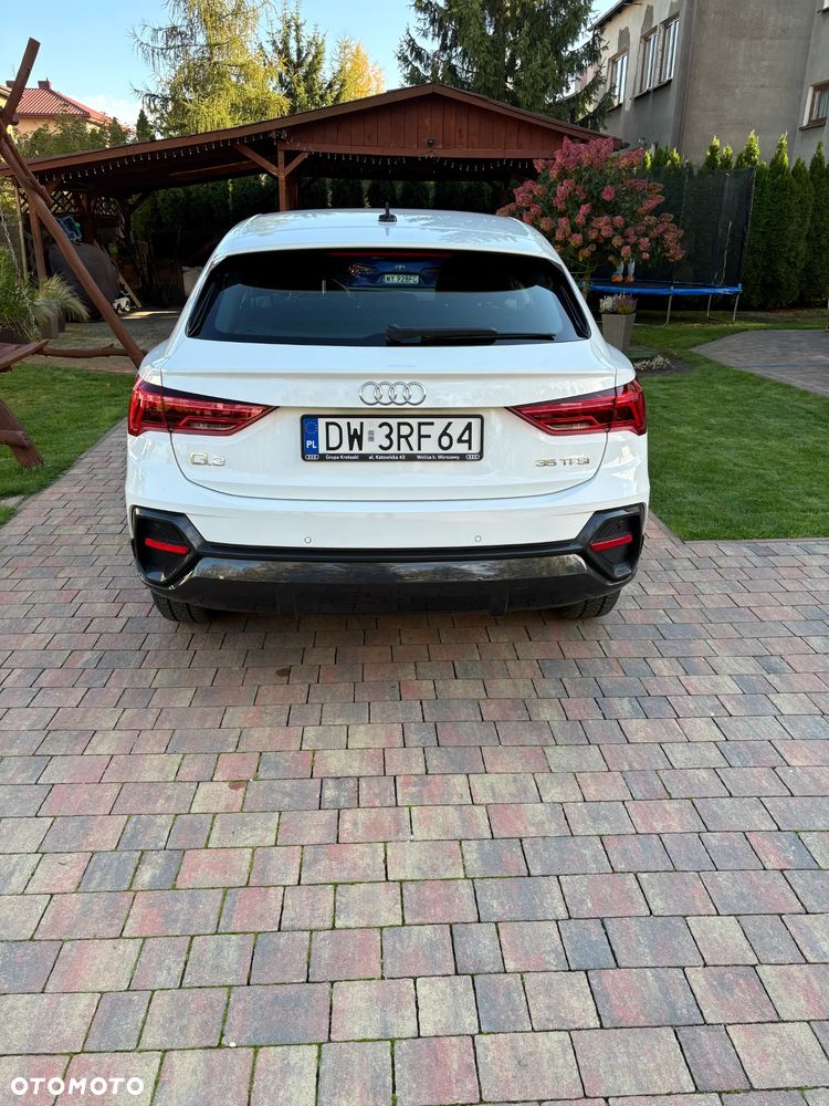 Audi Q3 2021 photo 5