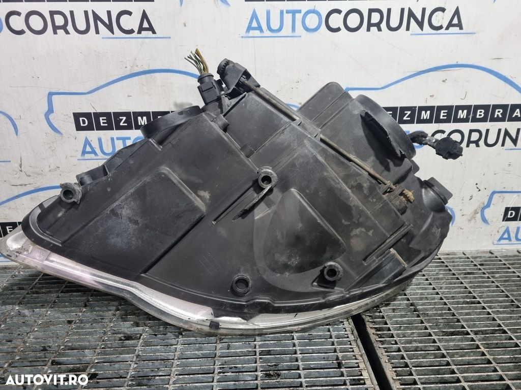 Far Dreapta Volkswagen Touareg 7L facelift 2007 - 2011 SUV 4 Usi (1157) Cu lupă 7L6941032 - 4