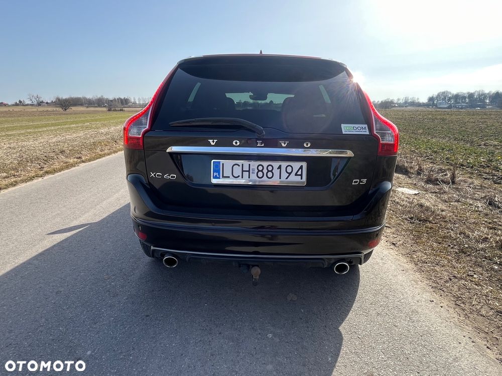 Volvo XC 60 D3 Drive-E R-Design Momentum - 11