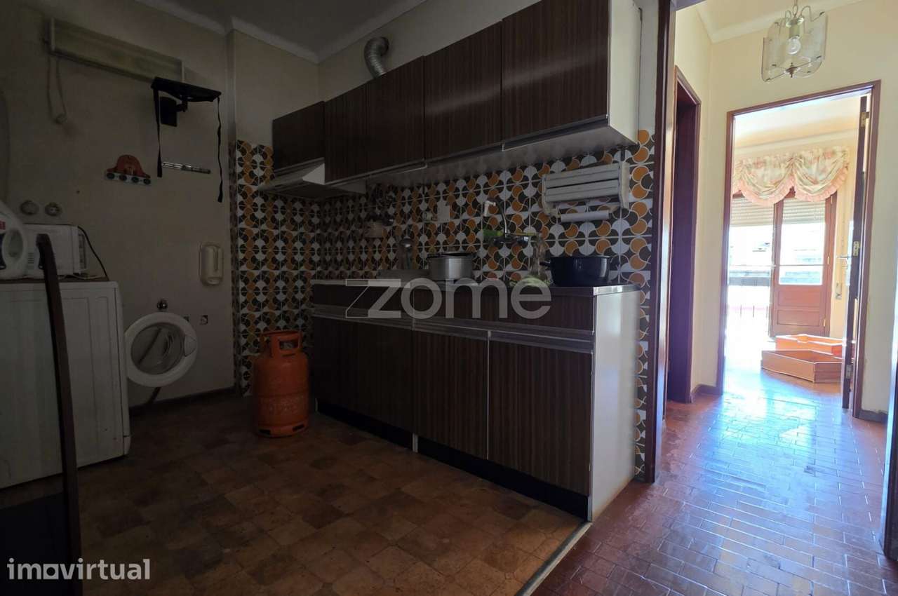 Apartamento T1 p/ Remodelar - Sesimbra (Santiago) - Grande imagem: 4/7