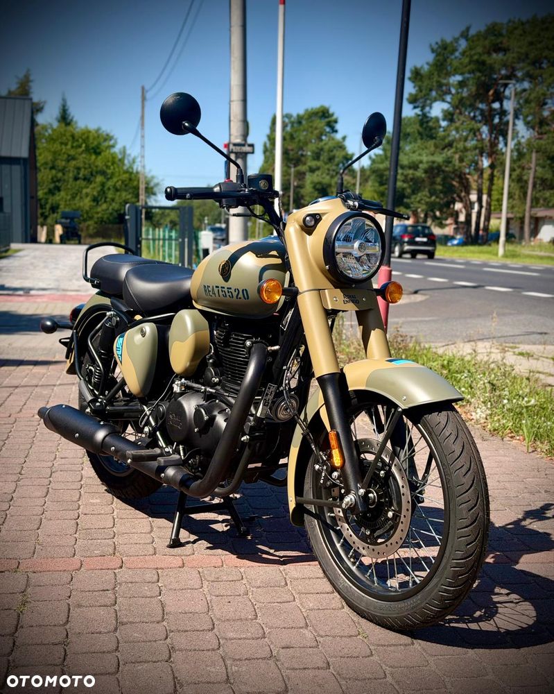 Royal Enfield Classic - 2
