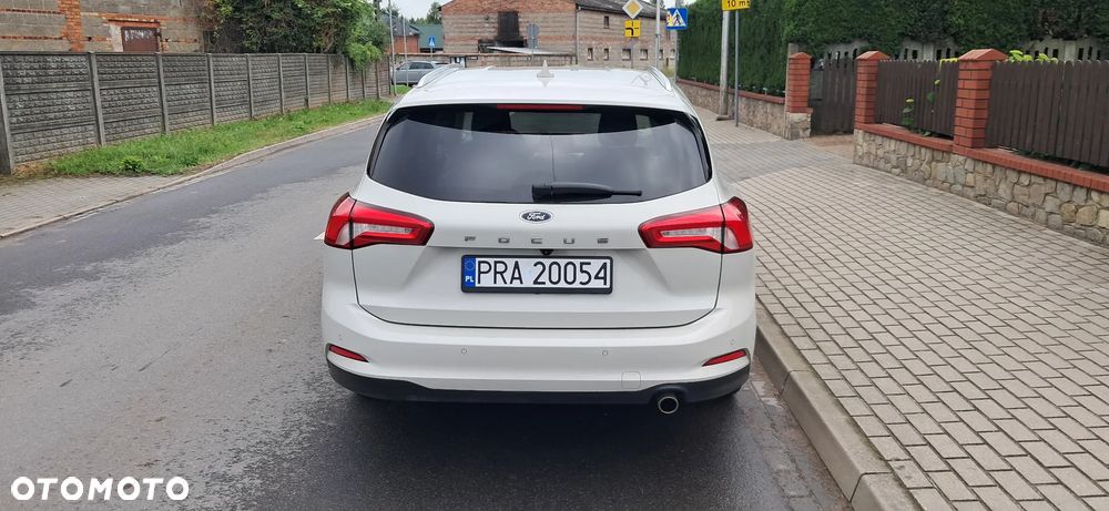 Ford Focus 1.5 EcoBoost Titanium ASS PowerShift - 5