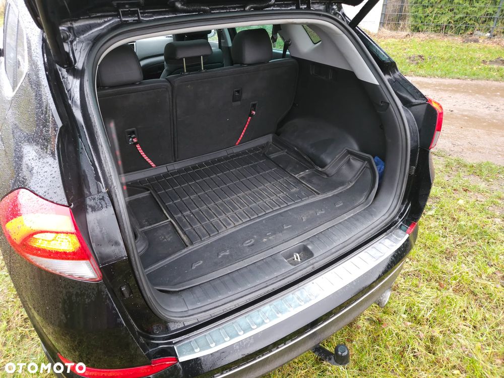 Hyundai Tucson 1.6 T-GDI Tour de Pologne 4WD DCT - 11