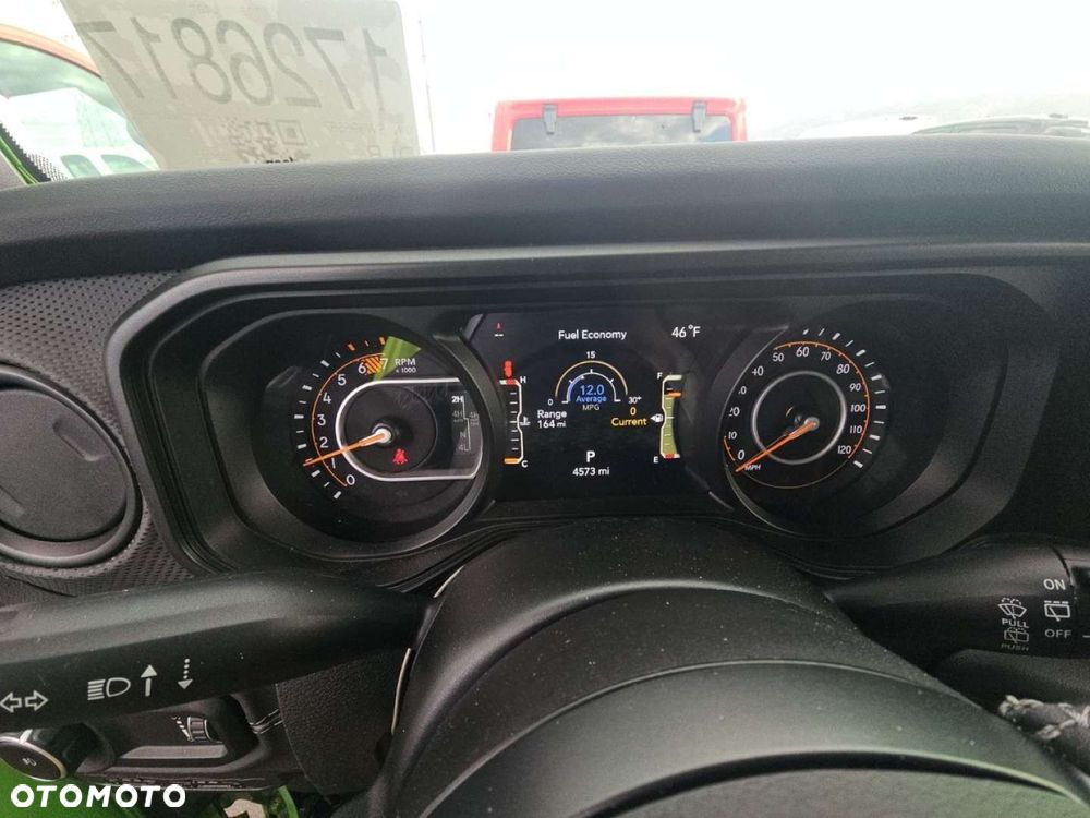Jeep Wrangler - 13