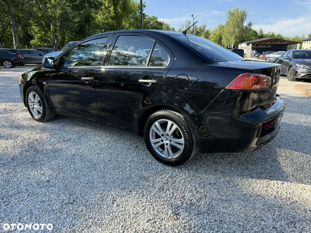 Mitsubishi Lancer - 20