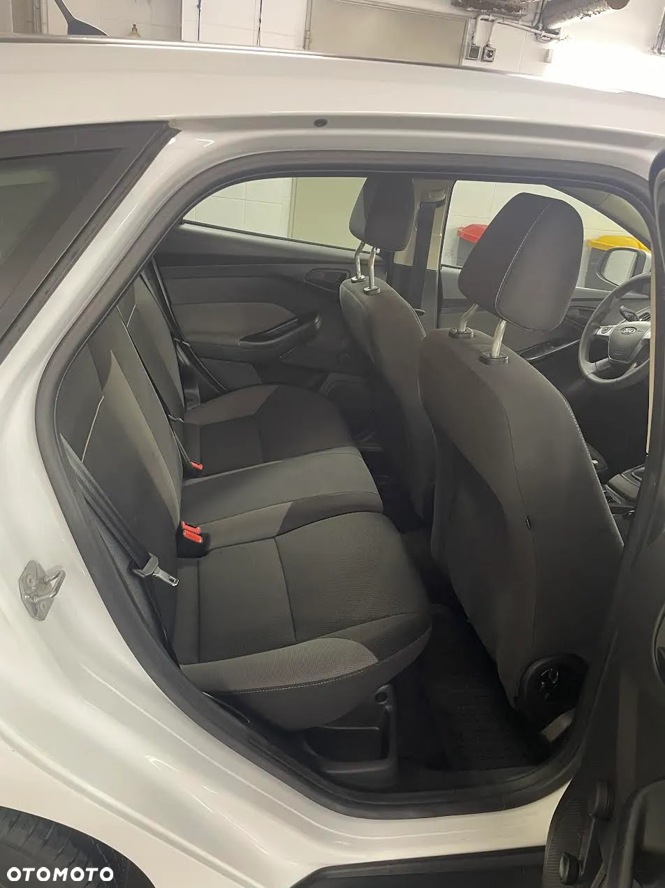 Ford Focus 1.6 TDCi Trend - 19