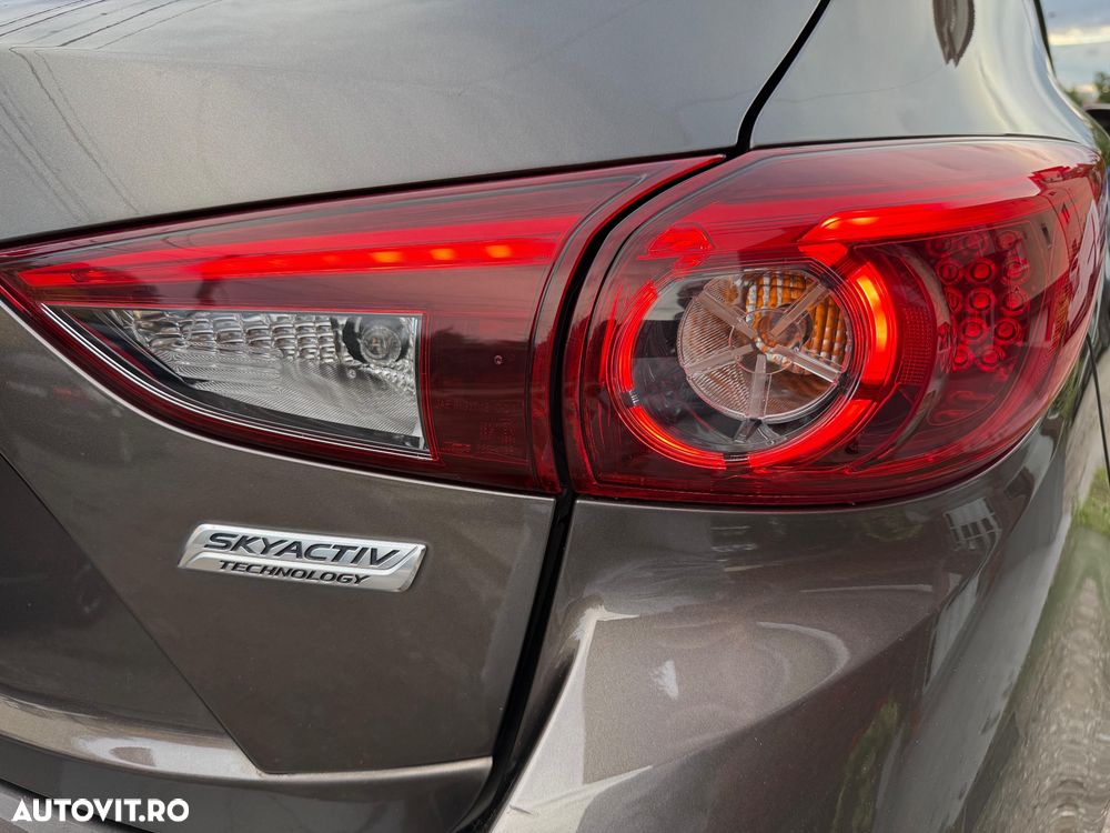 Mazda 3 SKYACTIV-G 120 Sports-Line - 17