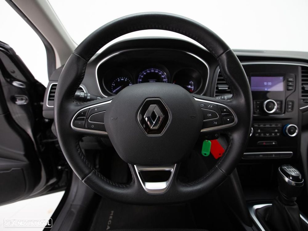 Renault Mégane 1.5 Blue dCi Zen — fotografia 13