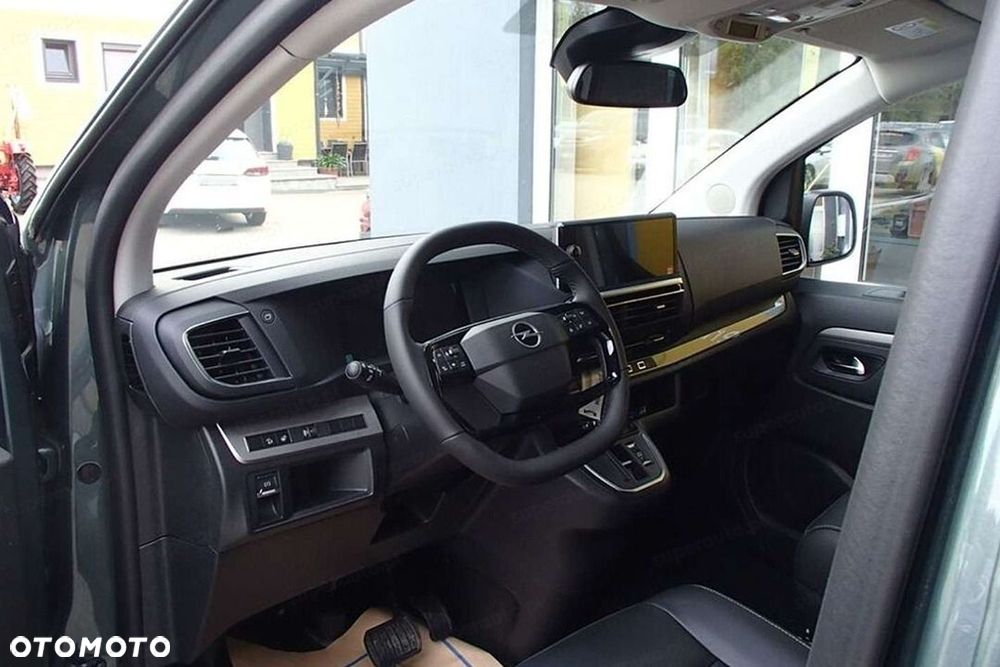 Opel Zafira Life - 10