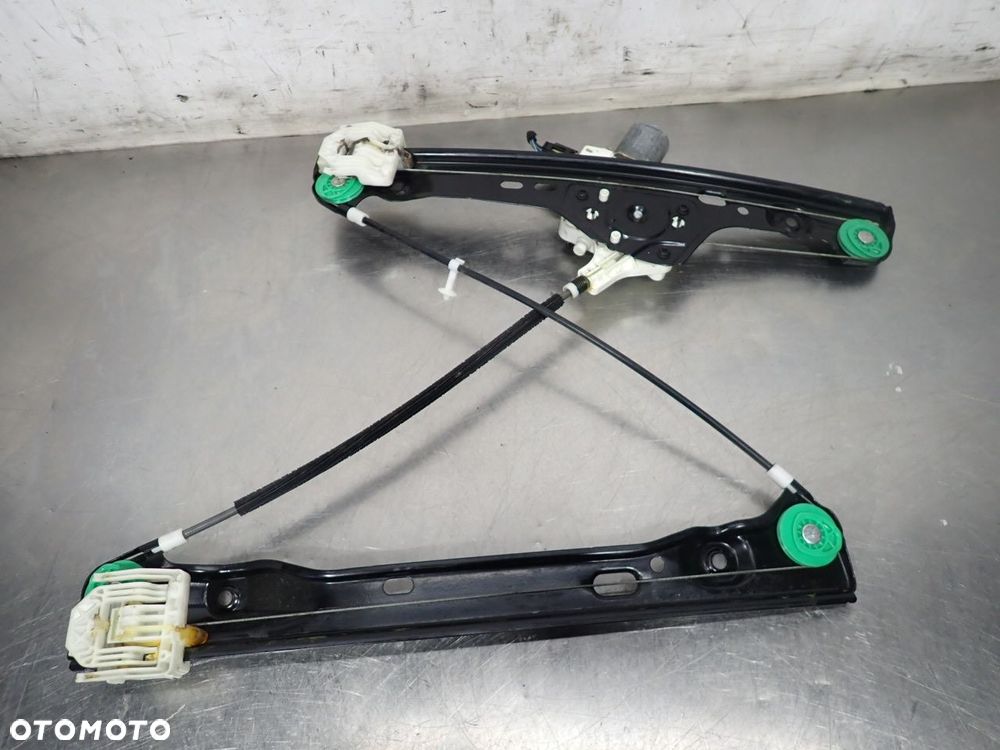 MECHANIZM PODNOSZENIA SZYB PRAWY PRZÓD BMW E91   0130822227 - 2