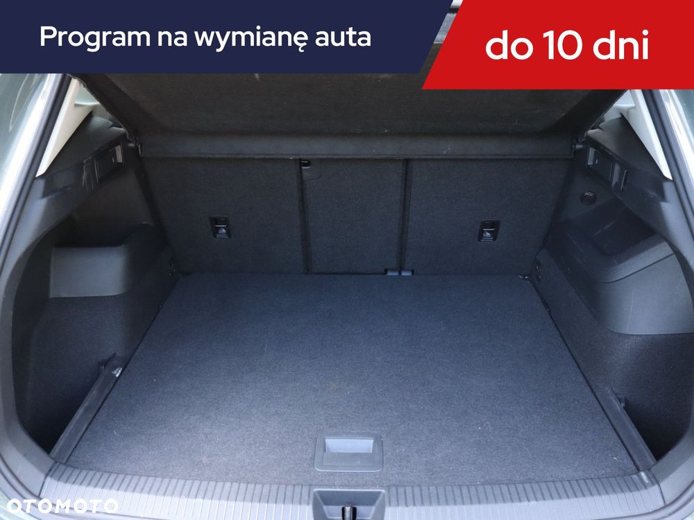 Volkswagen Tiguan - 15