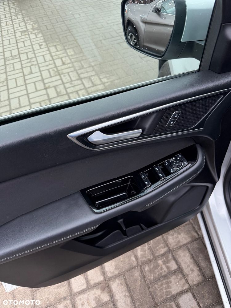 Ford S-Max 2.0 TDCi Titanium - 12
