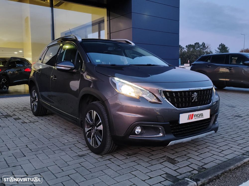Peugeot 2008 1.2 PureTech Allure EAT6 - 3