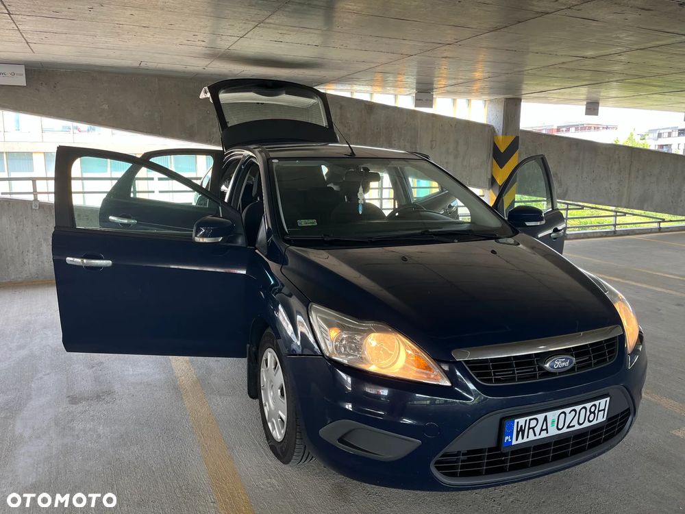 Ford Focus 1.6 Ambiente - 6