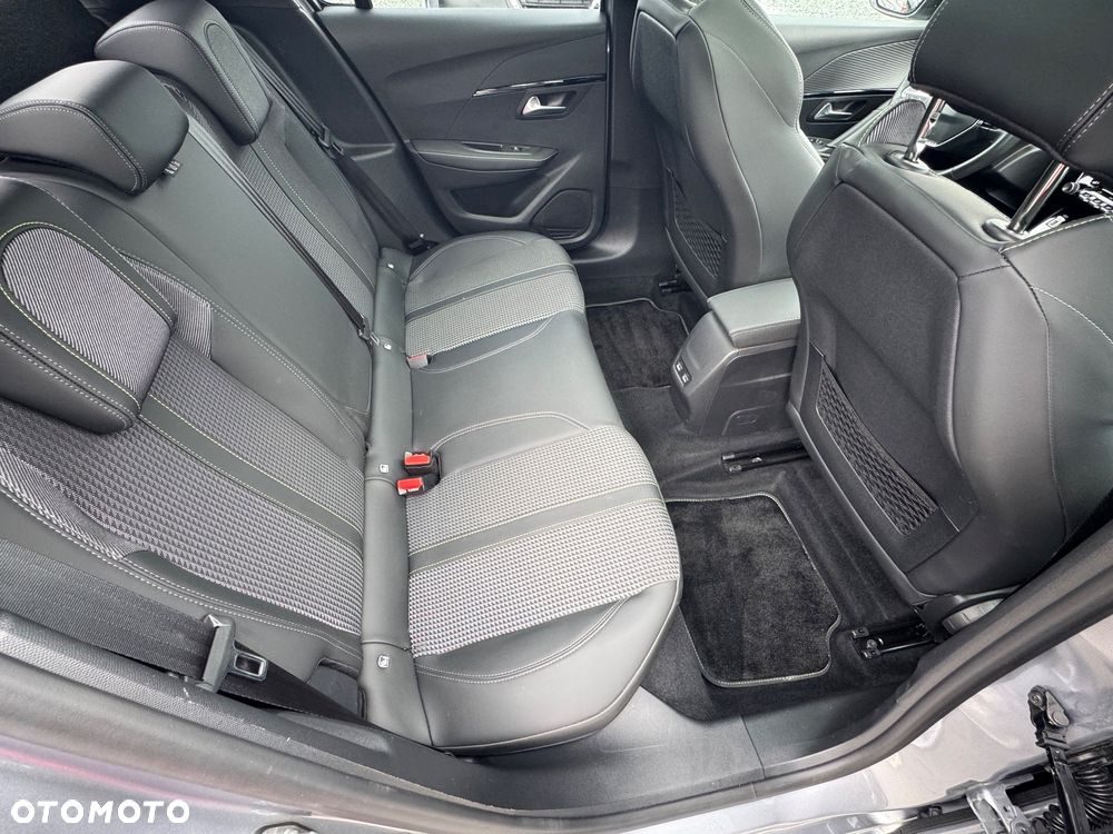 Peugeot 208 Elektromotor 136 GT+ - 25