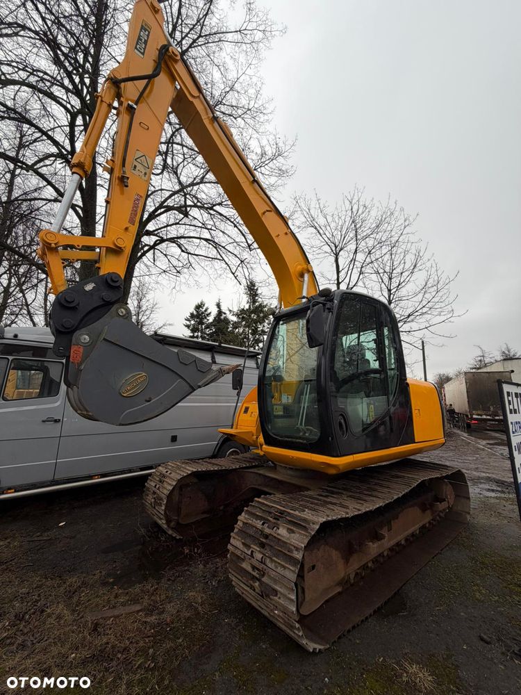 Koparka gasienicowa JCB JS130 2006 - 1