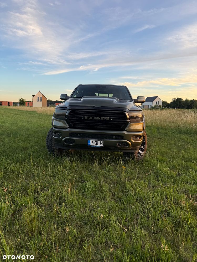 RAM 1500 Crew Cab Laramie - 3