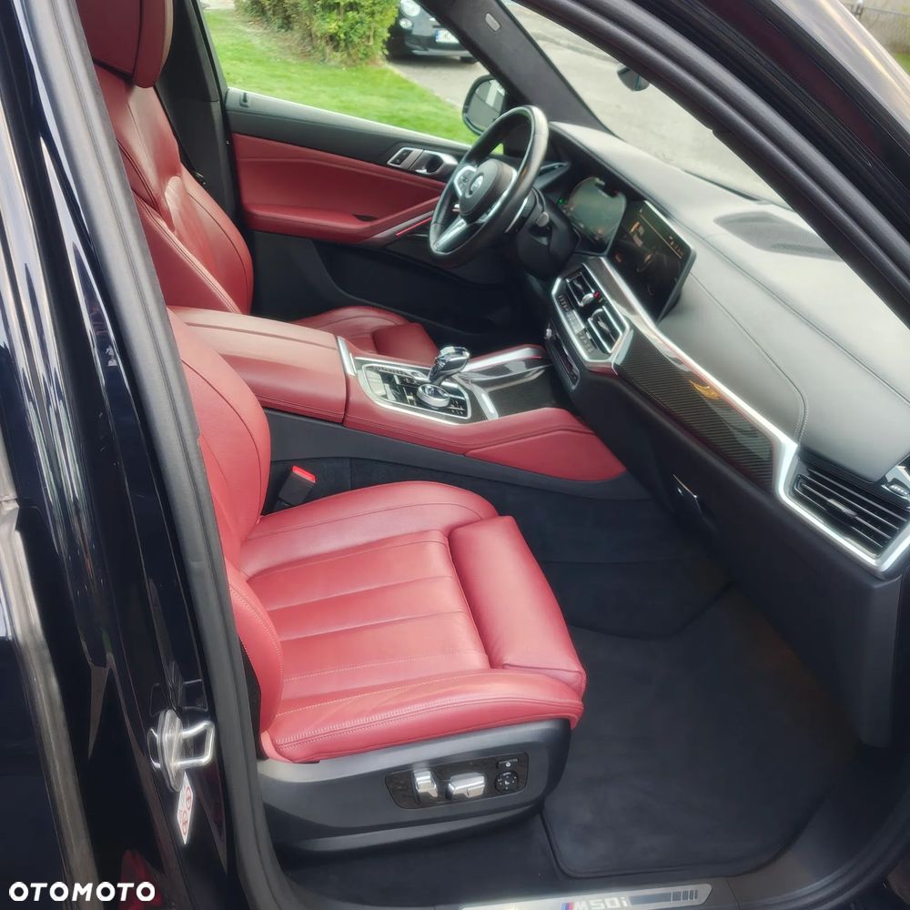 BMW X6 M50i - 11