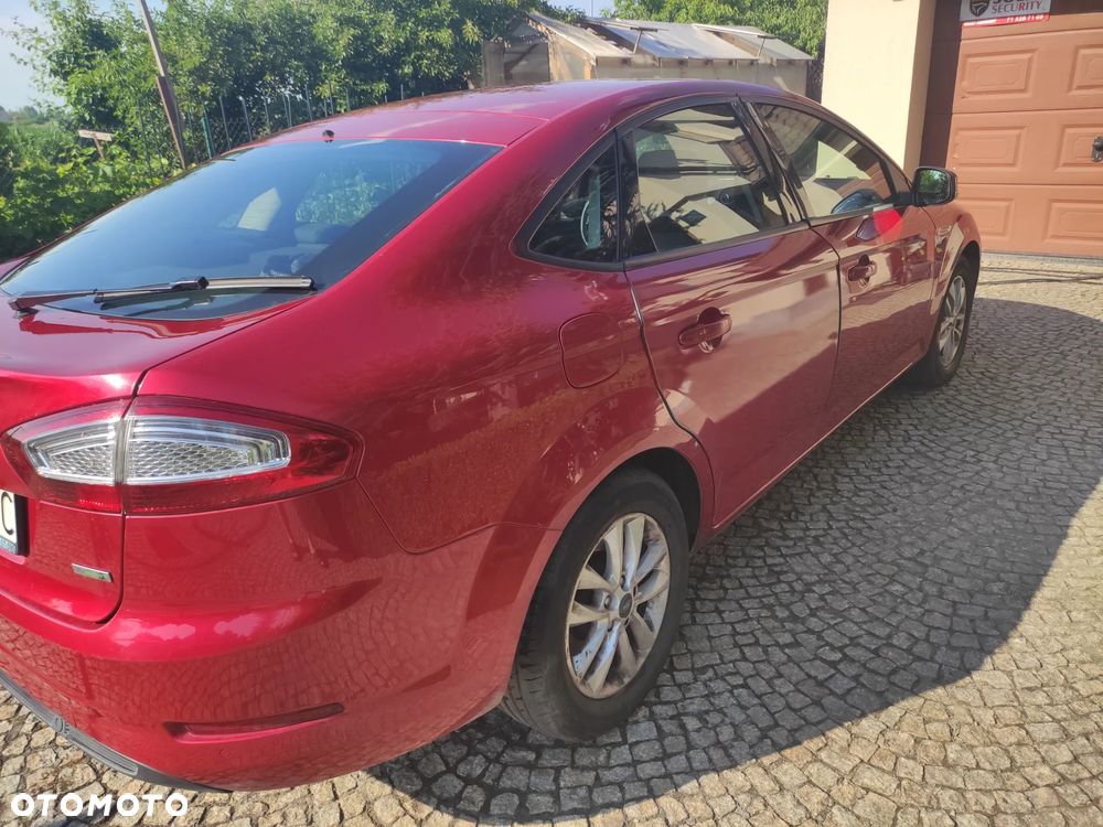 Ford Mondeo 1.6 T Ambiente - 12