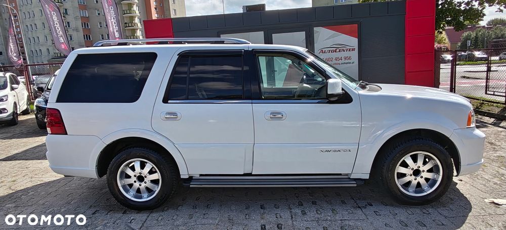 Lincoln Navigator 5.4 4WD - 17