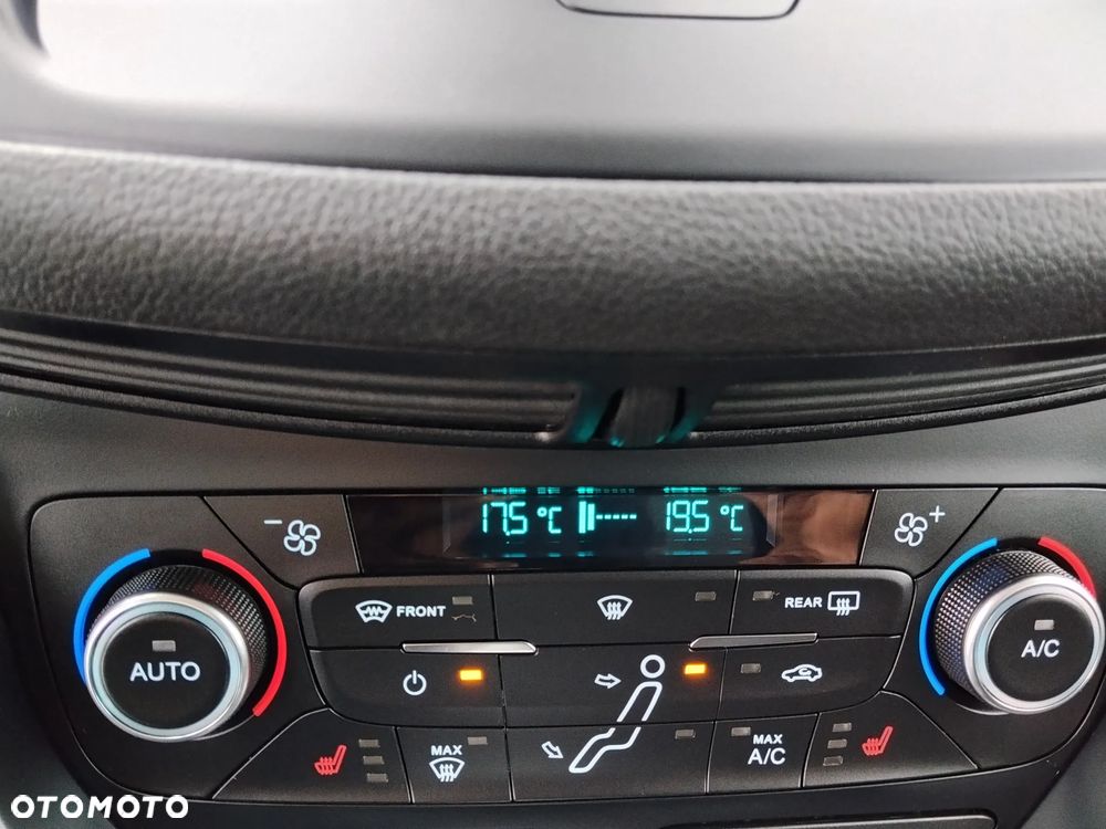 Ford C-MAX 1.5 EcoBoost Start-Stop-System Titanium - 37