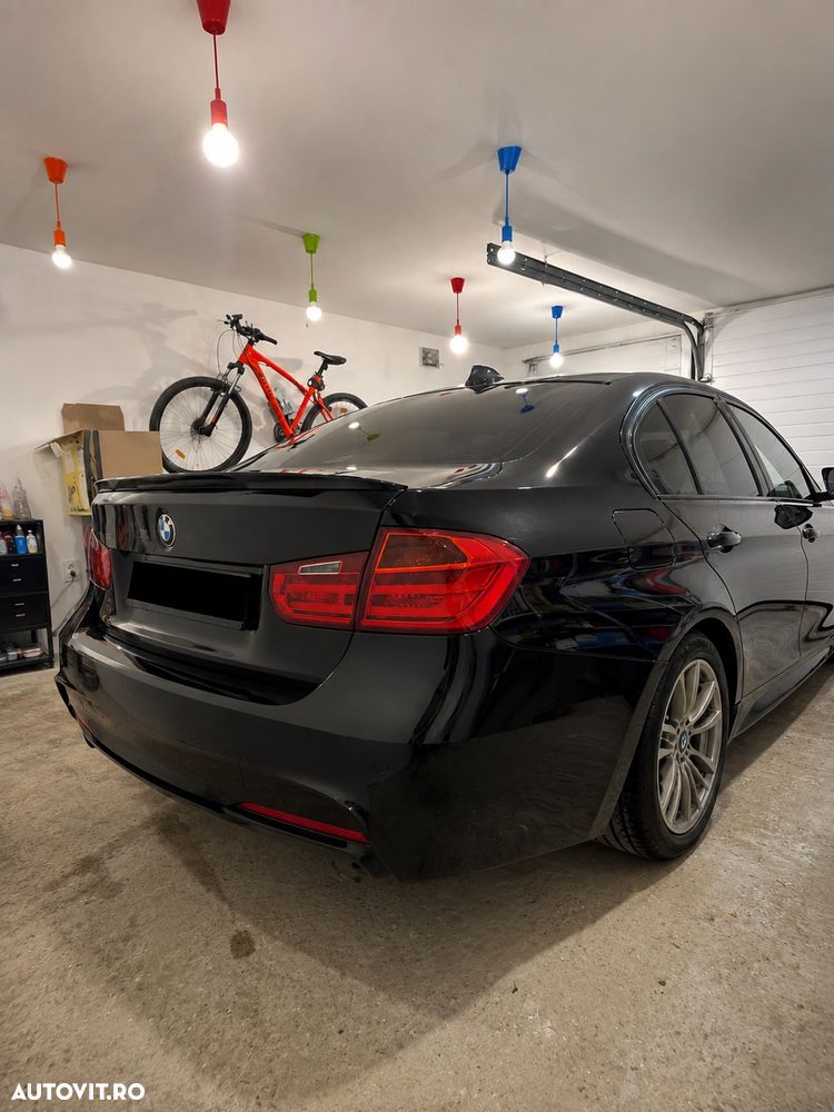 BMW Seria 3 320d Efficient Dynamic Edition Aut. - 2