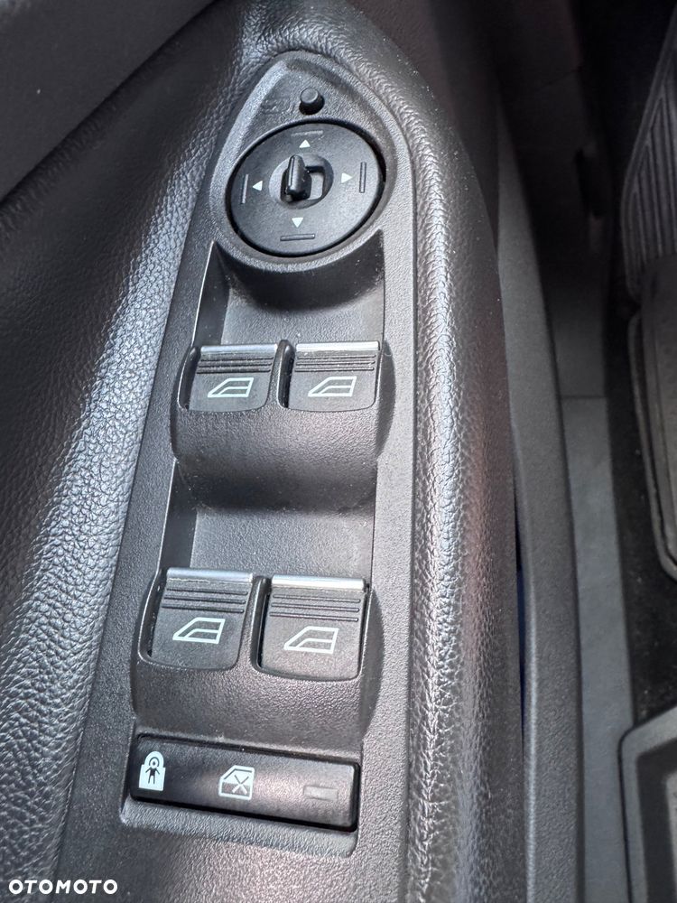Ford Kuga 2.0 TDCi 4WD Titanium Plus - 25