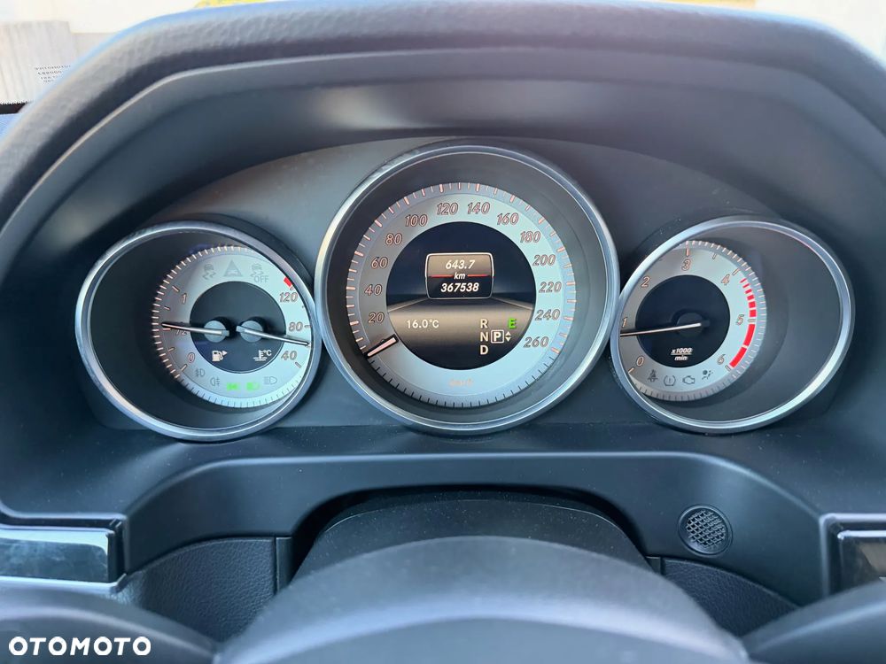 Mercedes-Benz Klasa E 220 BlueTEC 7G-TRONIC Avantgarde - 20