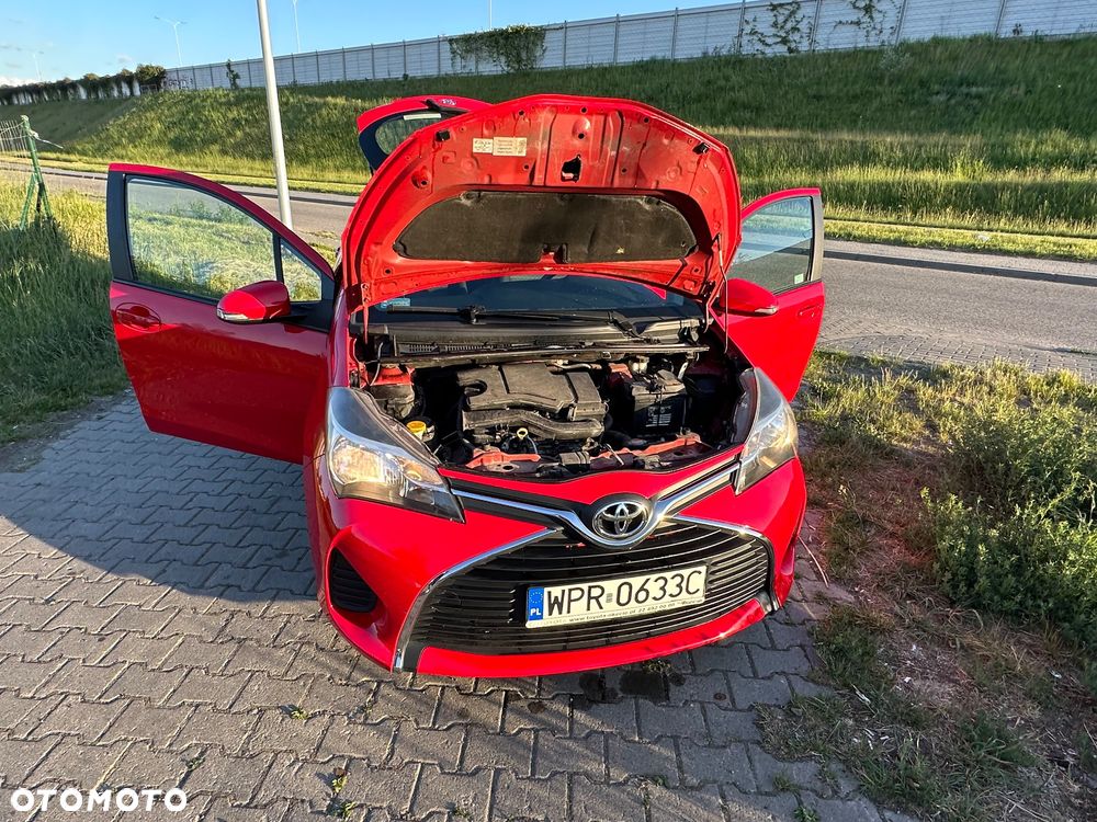 Toyota Yaris 1.0 Active EU6 - 25