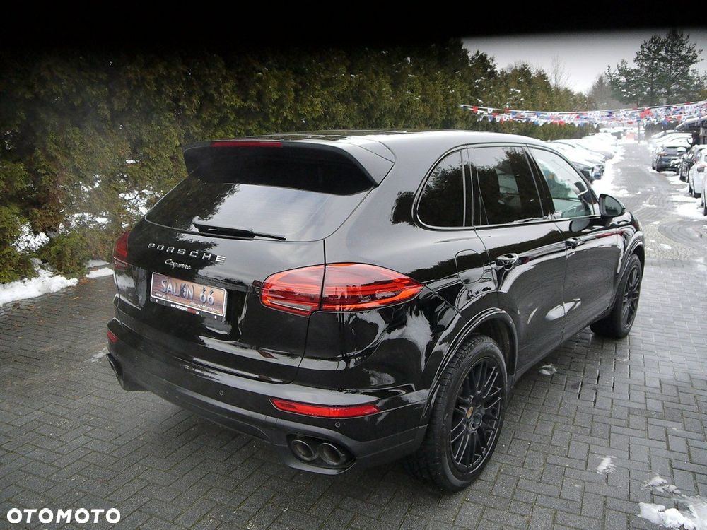Porsche Cayenne - 5