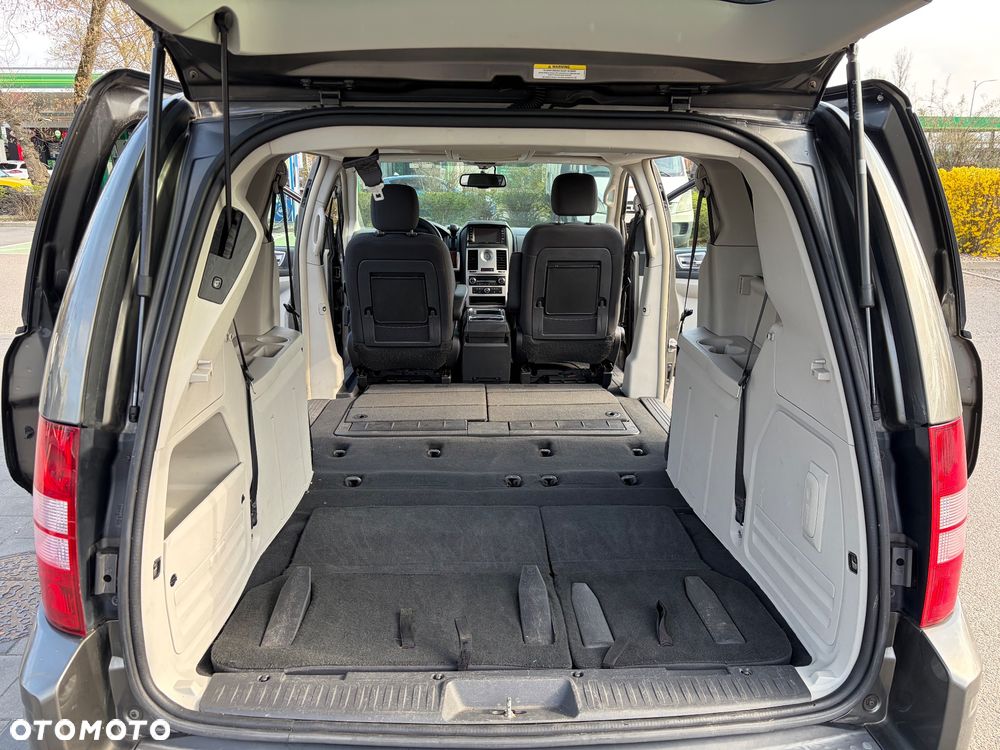 Chrysler Grand Voyager 2.8 CRD Touring - 12