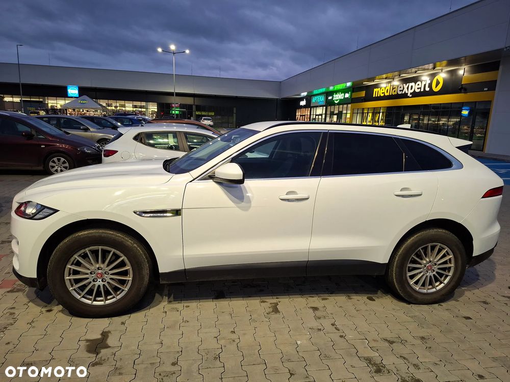 Jaguar F-Pace 2.0 i4D AWD Prestige - 31