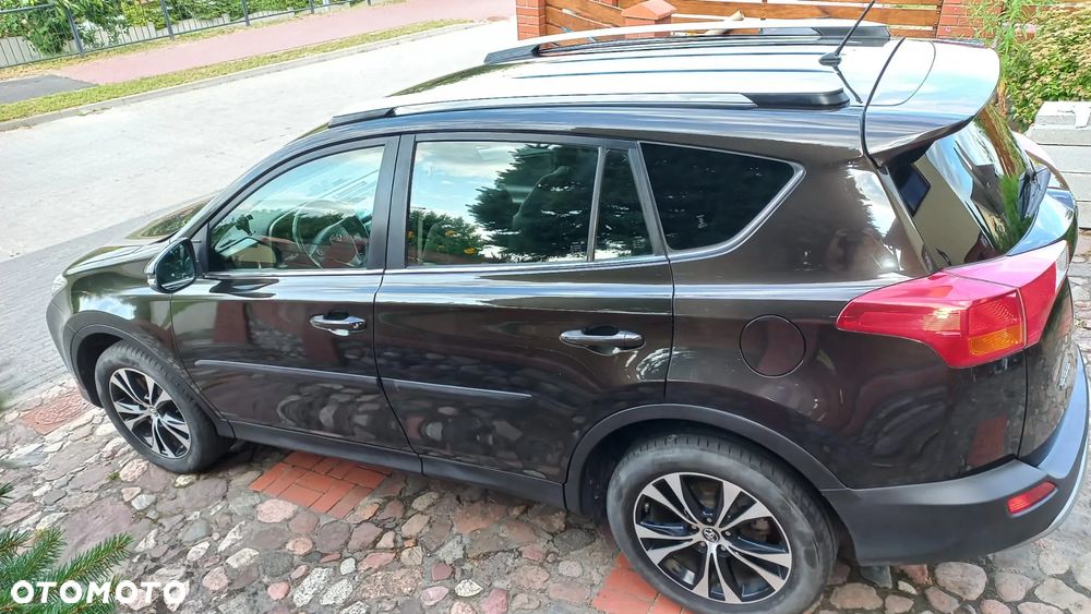 Toyota RAV4 2.2 D-4D Premium - 9