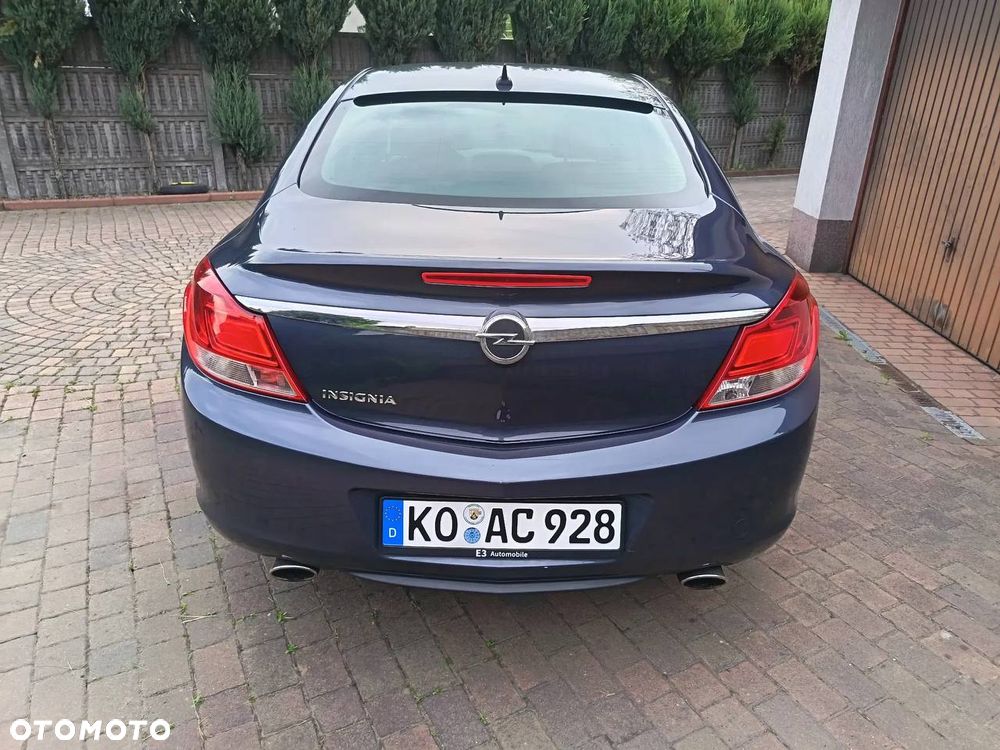Opel Insignia 2.0 Turbo Cosmo - 4
