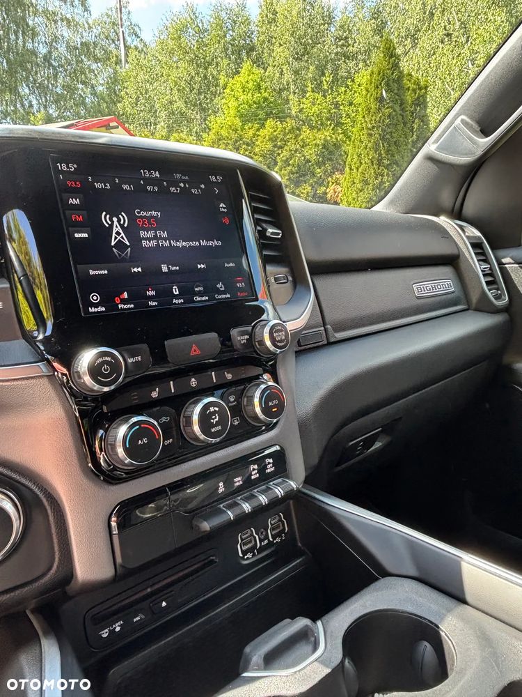 RAM 1500 Crew Cab Shortbed Bighorn - 9