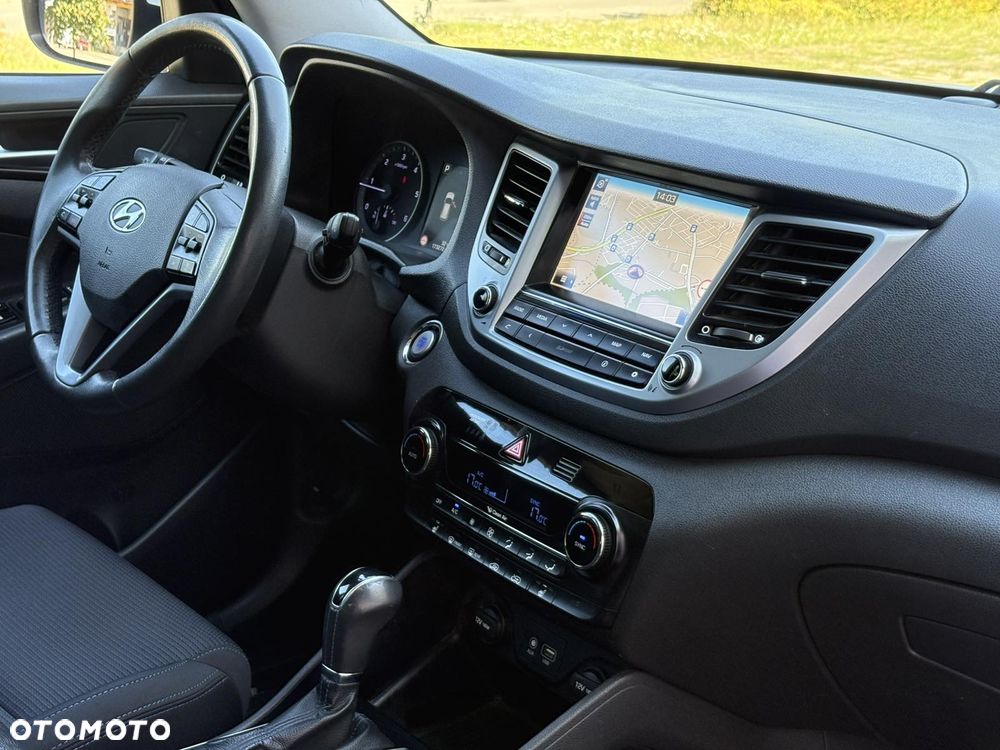 Hyundai Tucson blue 1.7 CRDi 2WD DCT Premium - 19