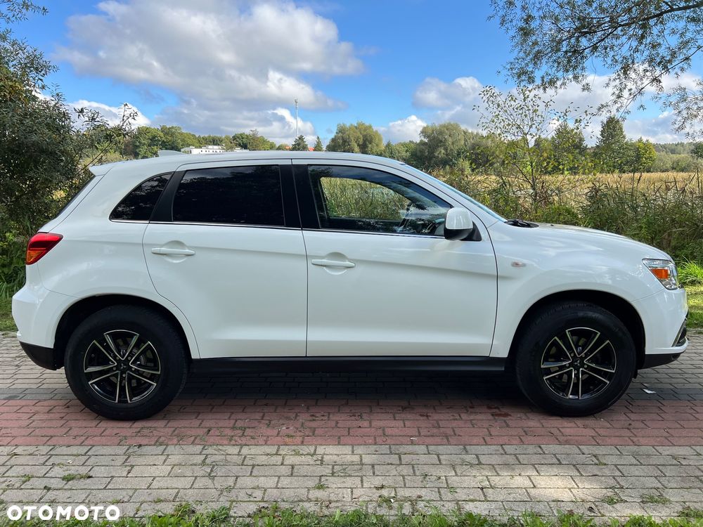 Mitsubishi ASX 1.6 2WD Diamant Edition - 2
