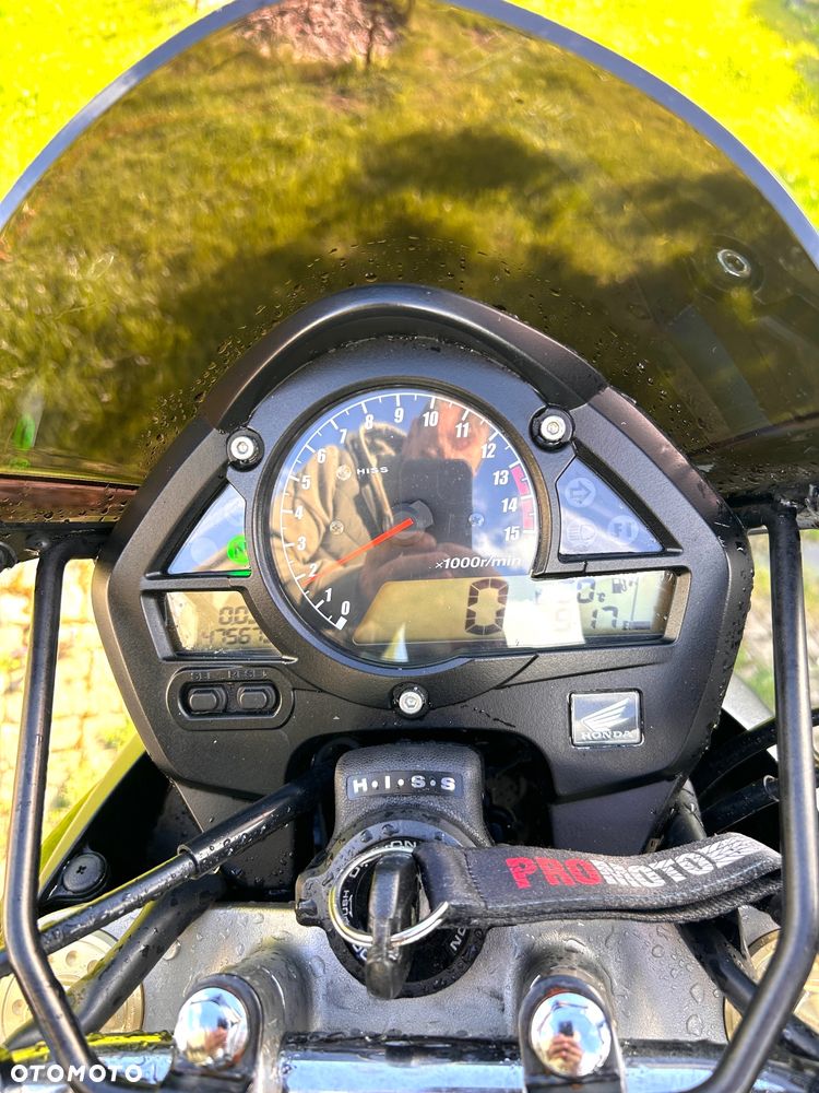 Honda Hornet - 7