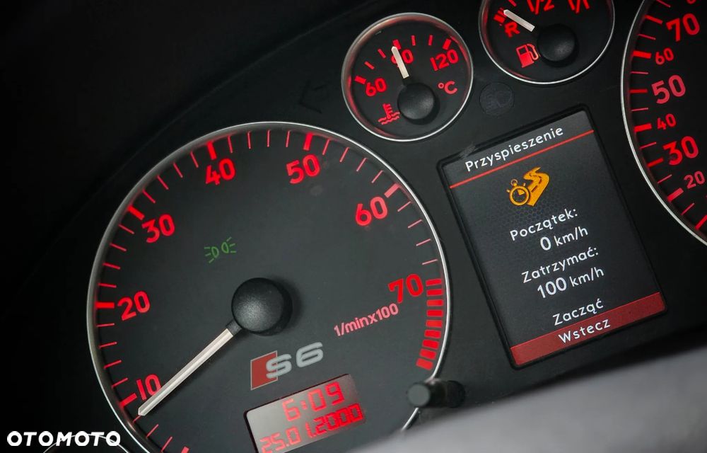 Audi S6 Avant - 14