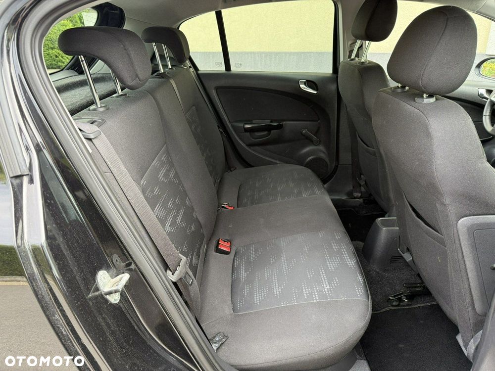 Opel Corsa 1.4 16V Satellite - 8