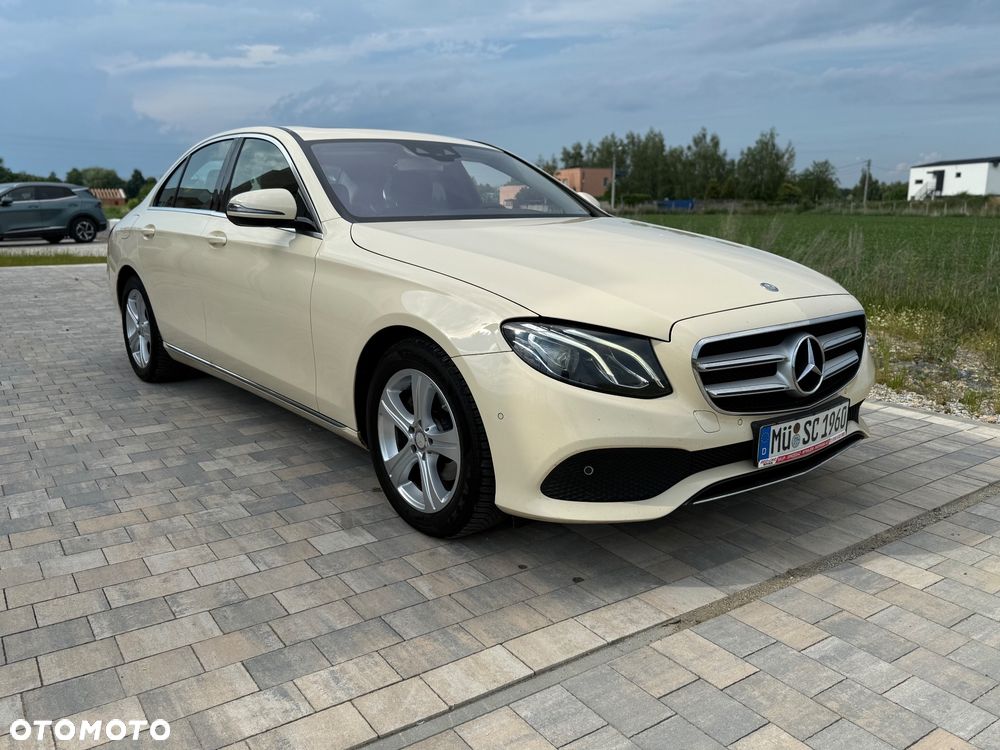 Mercedes-Benz Klasa E 220 d 9G-TRONIC Avantgarde - 3