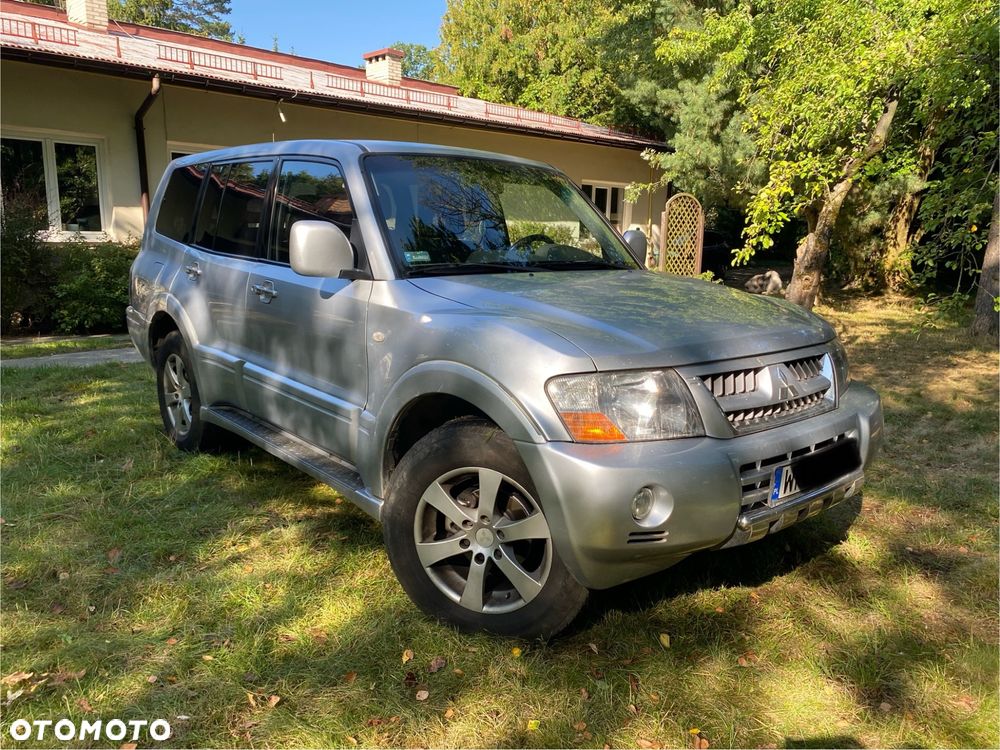 Mitsubishi Pajero 3.2 DI-D Automatik Dakar - 10