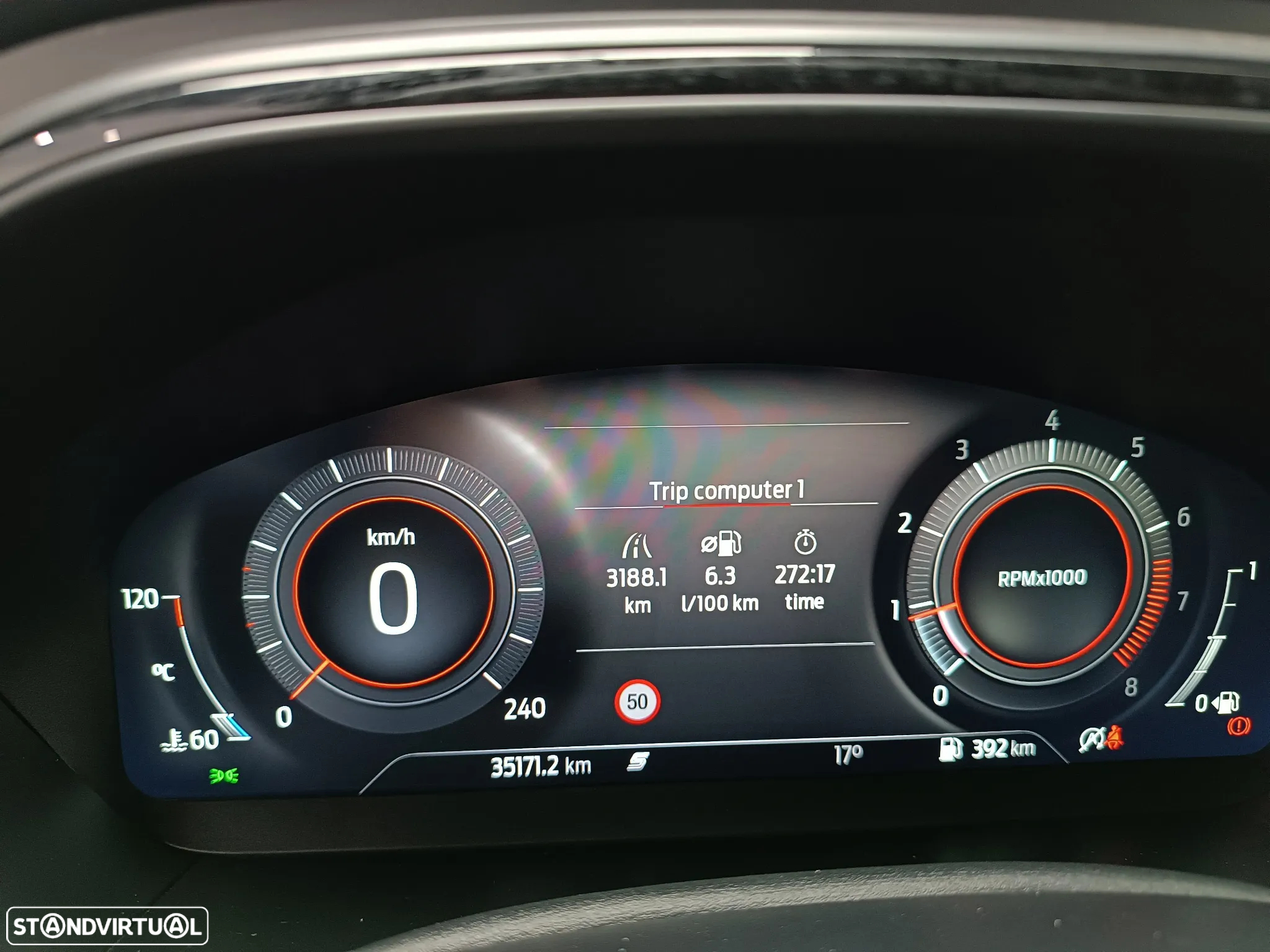 Ford Focus 1.0 EcoBoost MHEV ST-Line X - 12